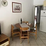 With Parking Space - 5870 아파트